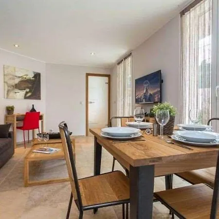 Velvet 3* Villeneuve-Loubet