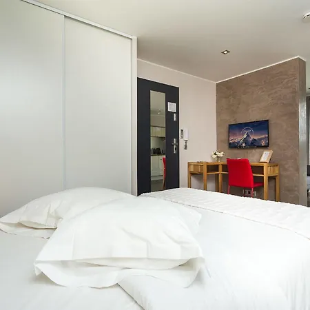 Velvet Appart hôtel Villeneuve-Loubet